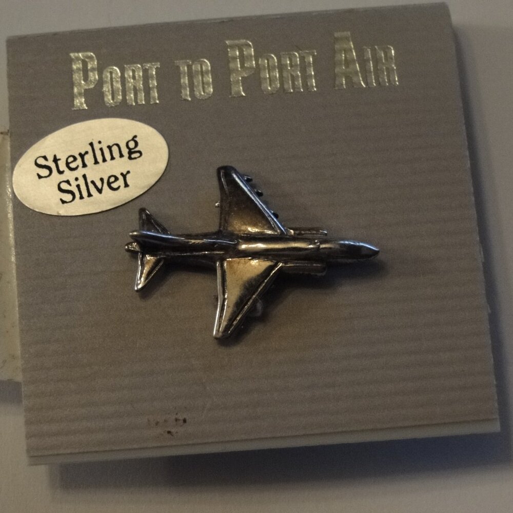 HARRIER LAPEL PIN 3D